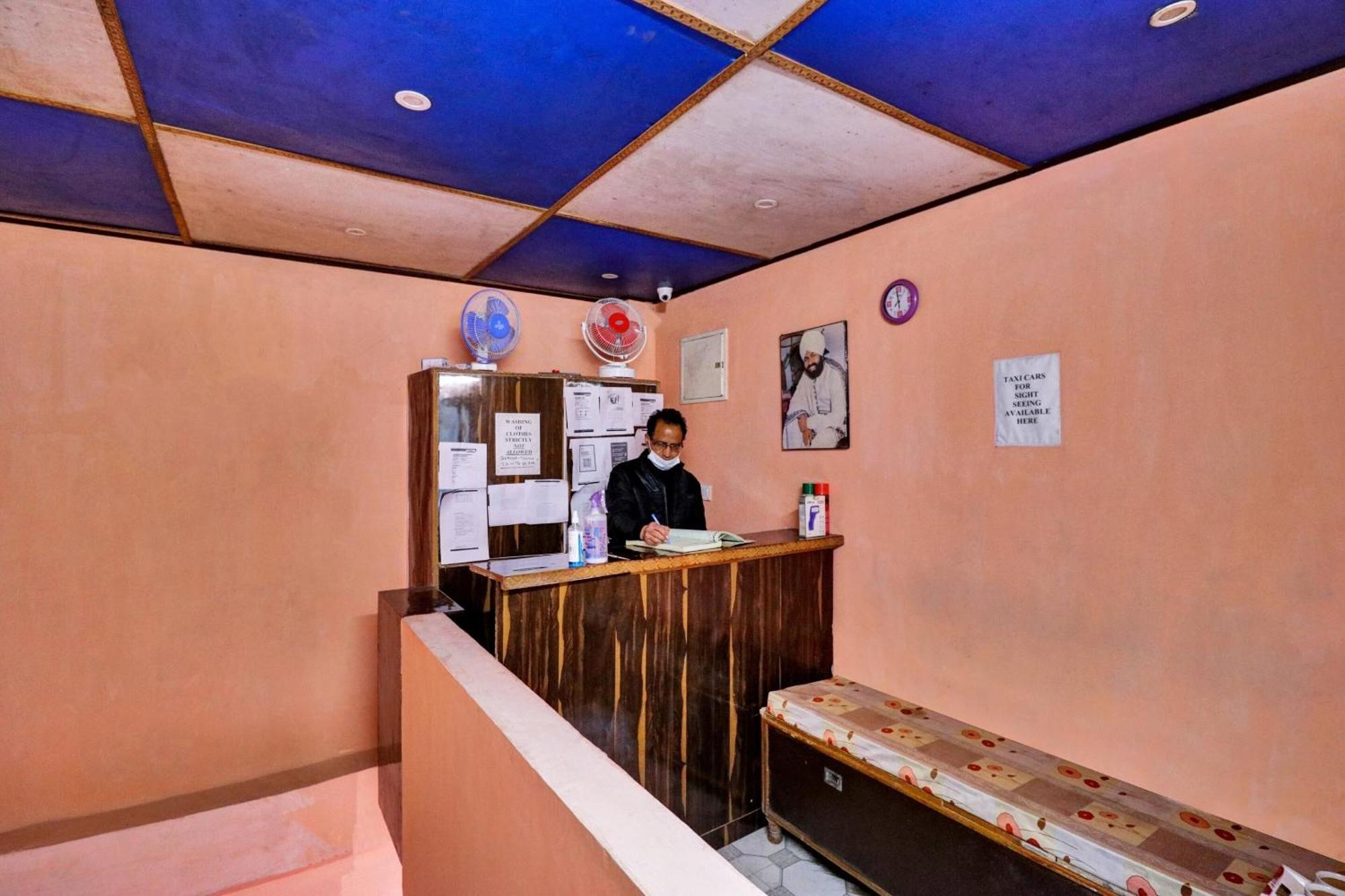Hotel O New Shushant Regency Шімла Екстер'єр фото